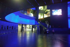 香港影视明星男：黄金时代的璀璨星辰