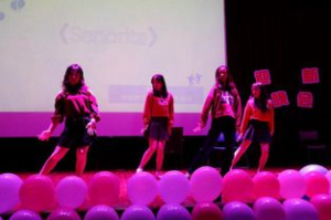 怀旧音乐盛宴：100首经典老歌，免费聆听时光的旋律