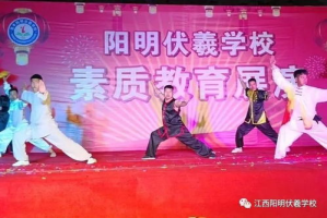 影视演员培训学校：明星诞生的摇篮还是艺术教育的陷阱？