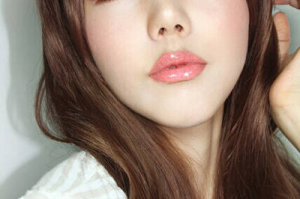 怎样涂眼影视频：美妆达人的终极指南