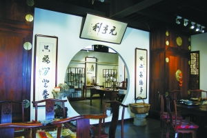 影视墙壁布：当电影艺术遇见家居美学