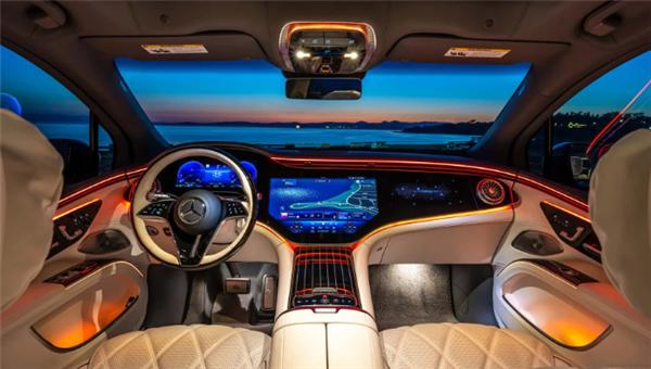 豪华纯电SUV“天花板”：奔驰迈巴赫EQS欧洲上市：售价将超200万元