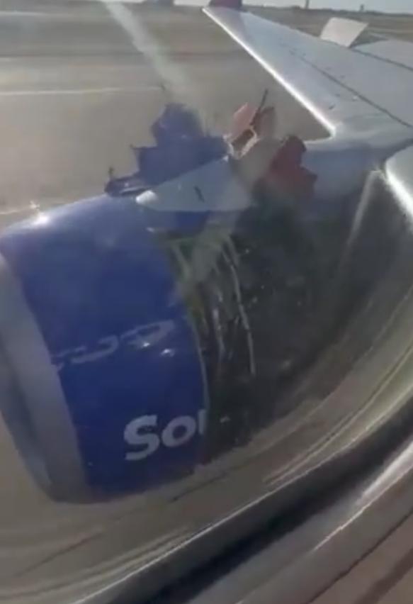 美国一波音737客机起飞时发动机罩脱落 紧急返航降落
