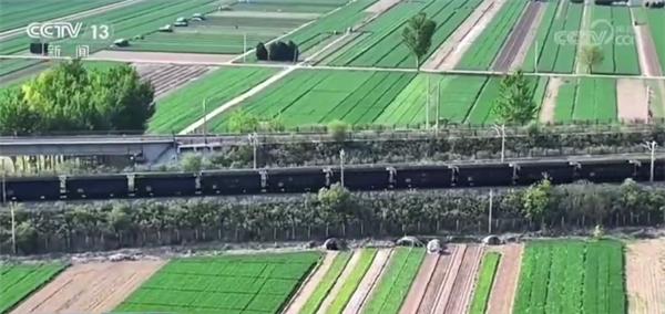 4公里 3.2万吨！中国最长、最大重载火车试验成功